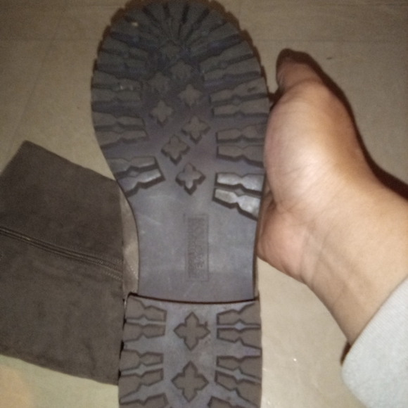 Kenneth Cole - Picture 4 of 7